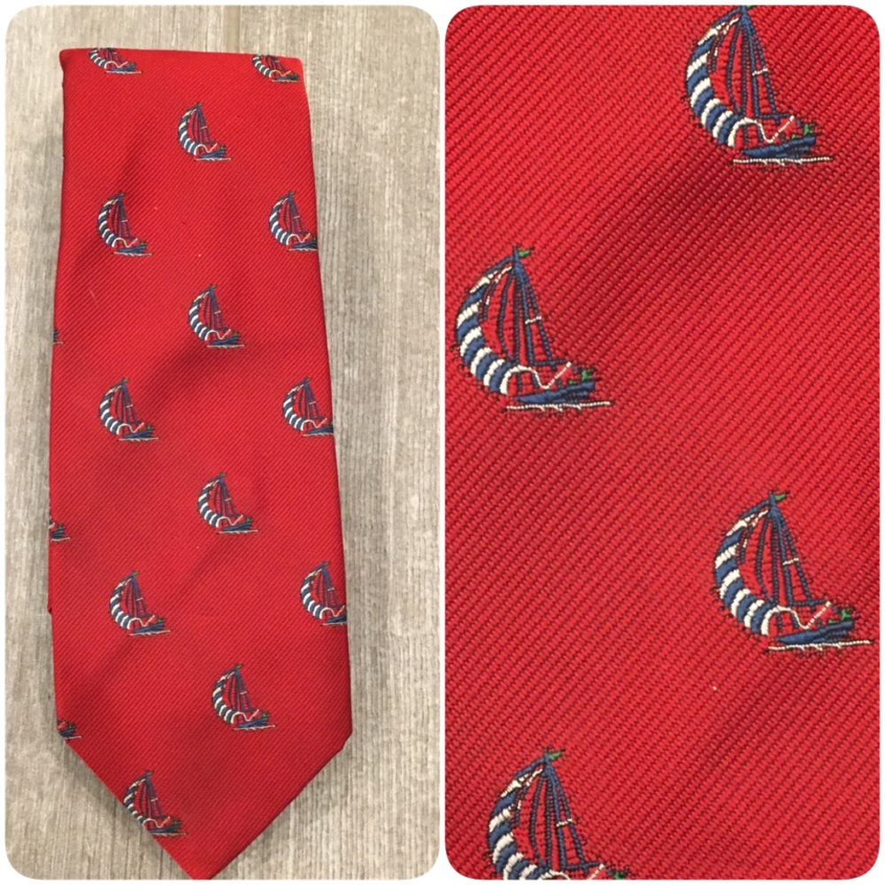 Redwood & Ross Vintage Sailboat Tie